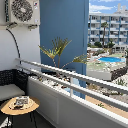 Sunshine Station Apartment